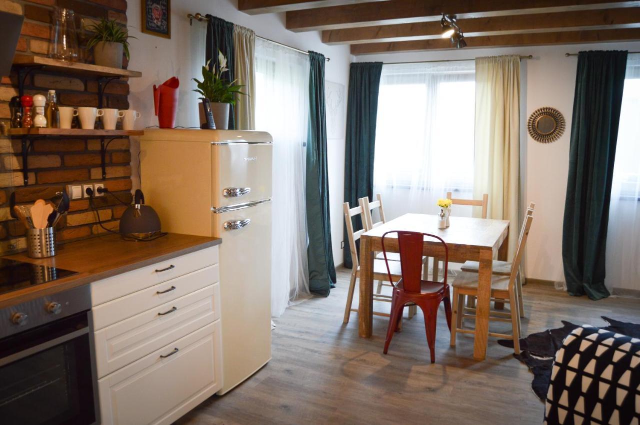 Apartmany Okrouhla Нови-Бор Екстер'єр фото